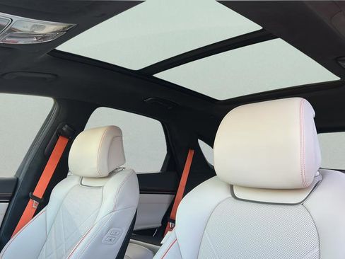 New 2026 Genesis GV70 3.5T Sport Prestige AWD/4WD image 15