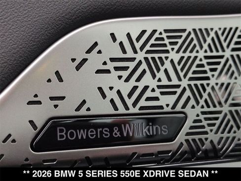 New 2026 BMW 550e xDrive w/ Executive Package image 25