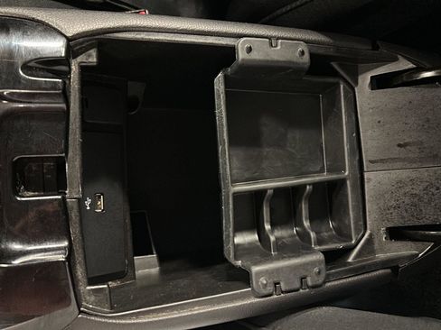 Used 2016 Ford Fusion SE w/ Equipment Group 201A FWD image 27