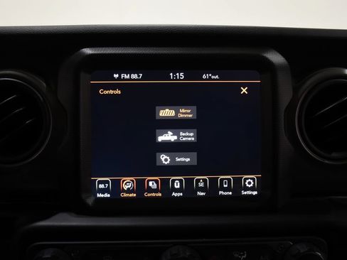 Used 2022 Jeep Gladiator Sport AWD/4WD image 18