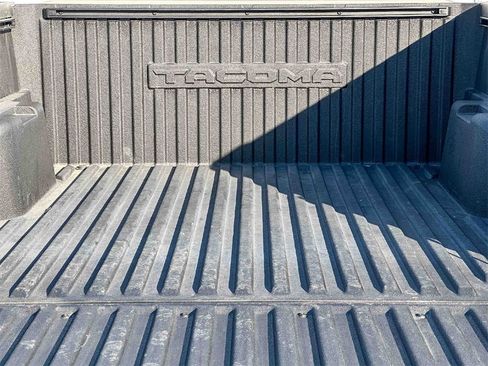 Used 2024 Toyota Tacoma TRD Off-Road image 20