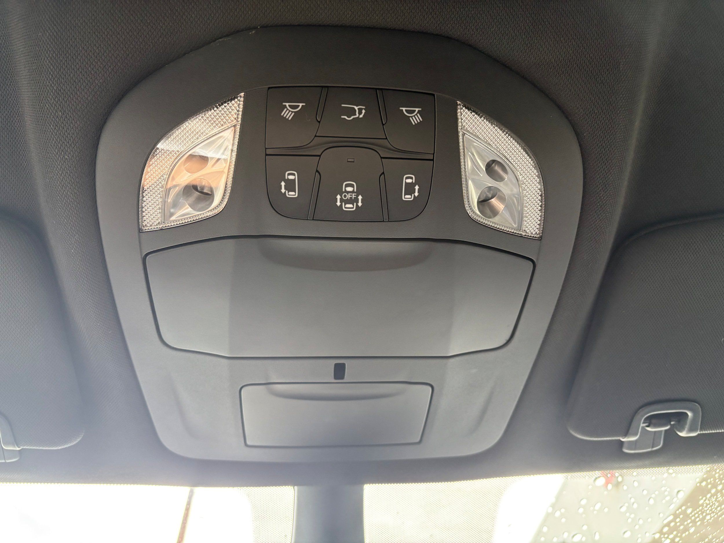 Certified 2025 Chrysler Pacifica Select FWD image 23