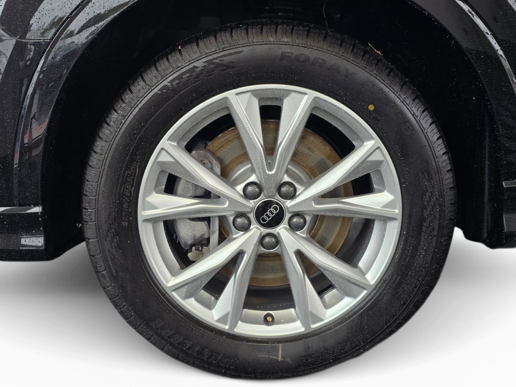 Used 2025 Audi Q3 2.0T Premium AWD/4WD image 11