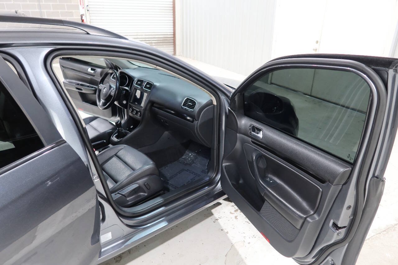 Used 2013 Volkswagen Jetta TDI FWD image 12