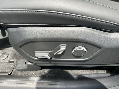 New 2026 Hyundai Santa Fe SEL FWD image 23