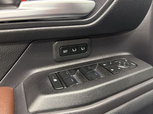 Used 2025 Toyota Land Cruiser w/ Premium Package AWD/4WD image 33