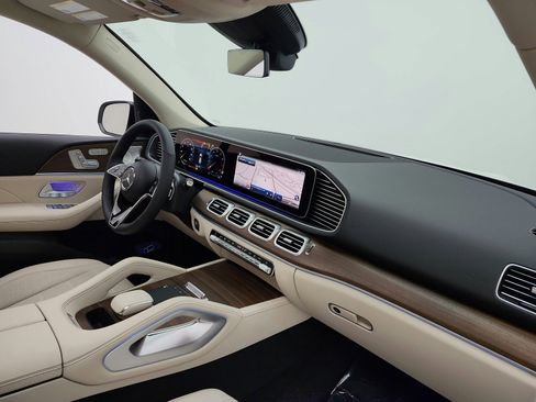 New 2026 Mercedes-Benz GLE 450 4MATIC image 13