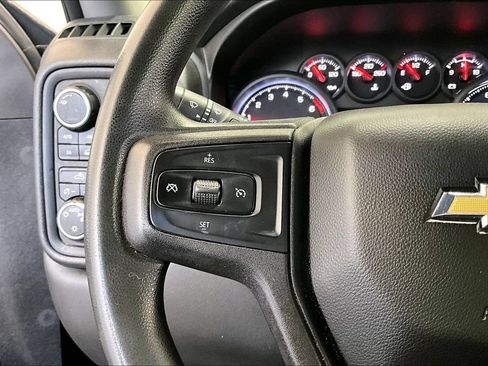 Used 2021 Chevrolet Silverado 1500 Custom AWD/4WD image 12