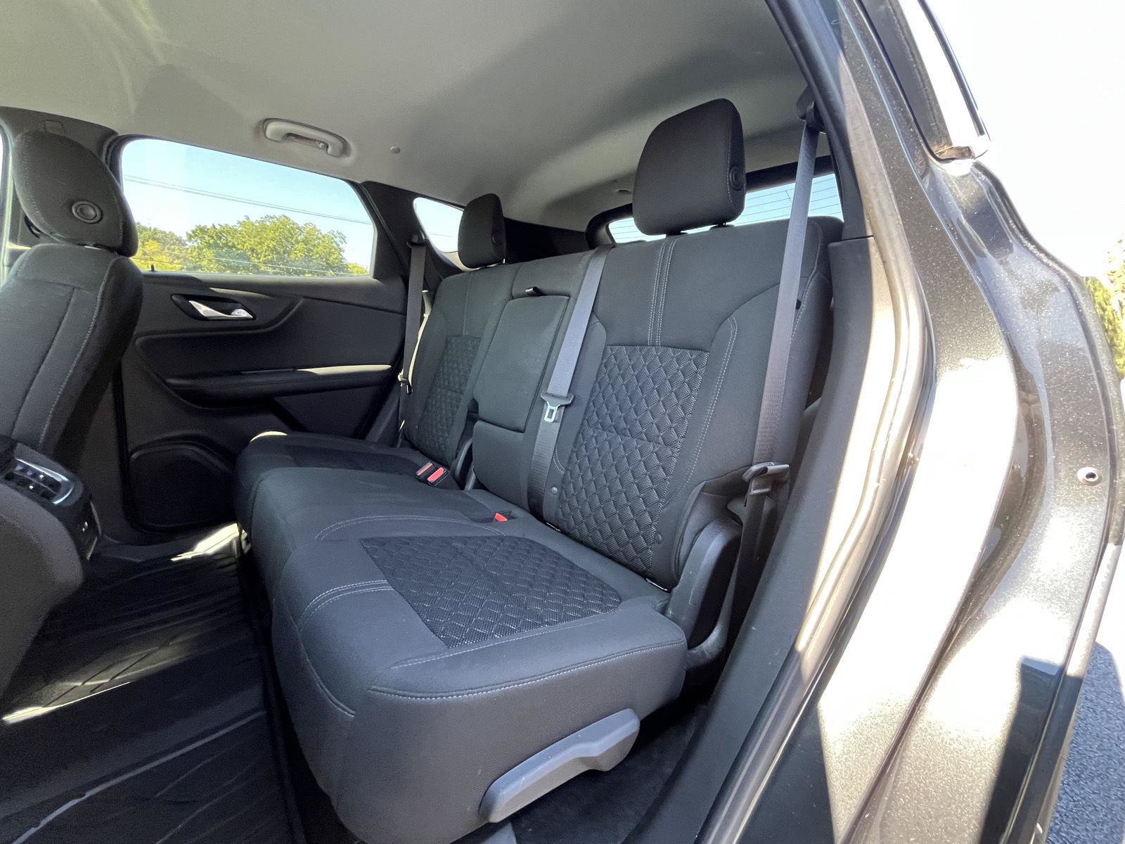 Used 2020 Chevrolet Blazer LT FWD image 17