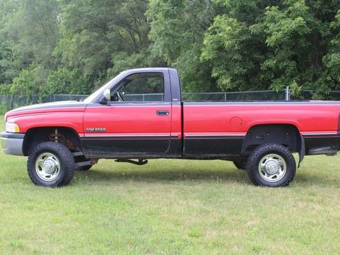Used 1995 Dodge Ram 2500 Truck 4x4 Regular Cab image 3