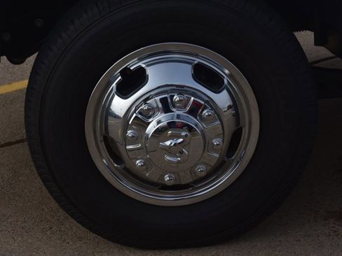 Used 2024 RAM 3500 Big Horn image 11