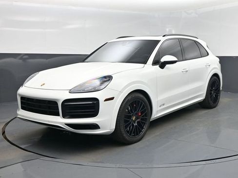 Used 2021 Porsche Cayenne GTS image 22