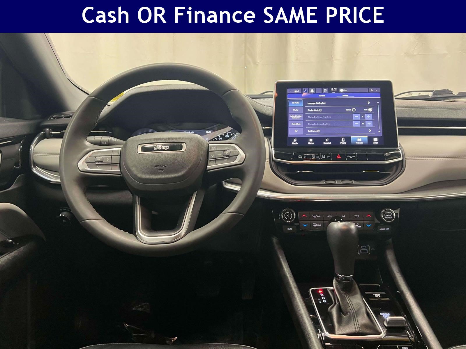 Certified 2023 Jeep Compass Limited AWD/4WD image 2
