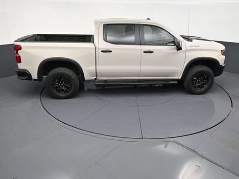 Used 2026 Chevrolet Silverado 1500 ZR2 AWD/4WD image 16