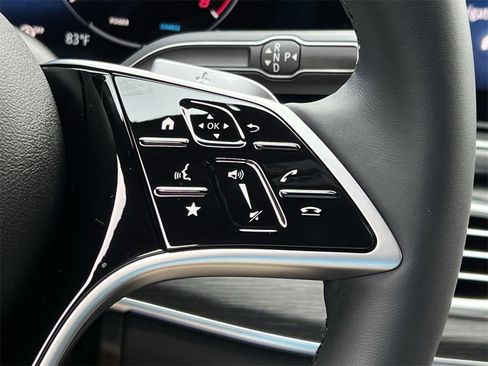 Used 2025 Mercedes-Benz GLE 350 4MATIC image 28