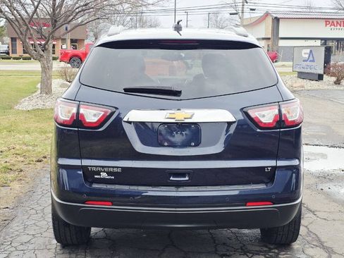 Used 2017 Chevrolet Traverse LT w/ True North Edition FWD image 5