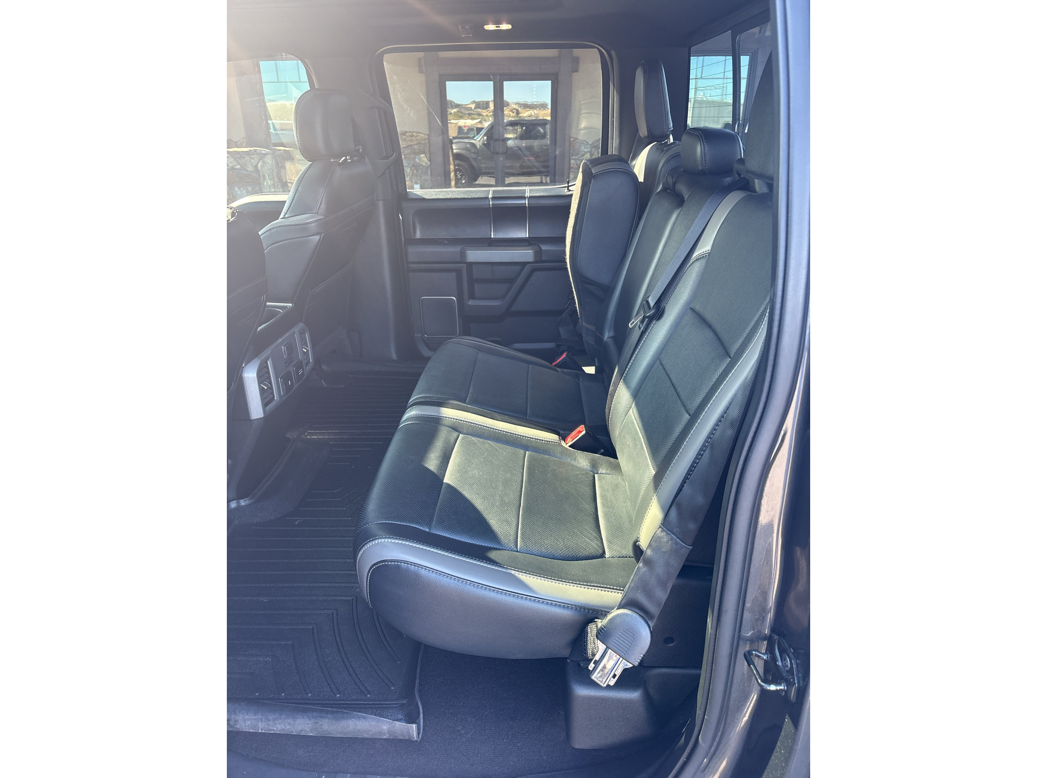 Used 2018 Ford F150 Raptor w/ Equipment Group 802A Luxury AWD/4WD image 12