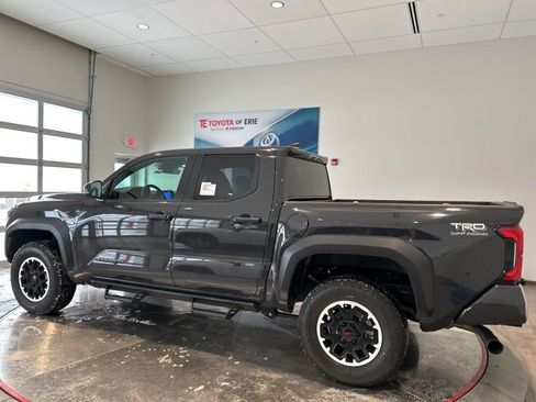 New 2026 Toyota Tacoma TRD Off-Road image 4