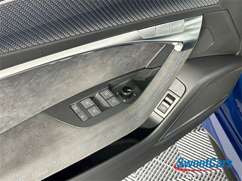 Used 2024 Audi RS 7 Performance image 39