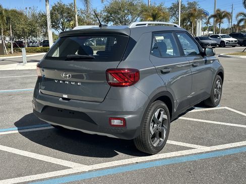 New 2026 Hyundai Venue SEL image 6