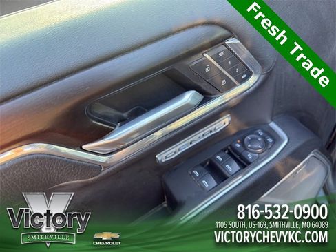 Used 2025 GMC Sierra 1500 Denali image 12