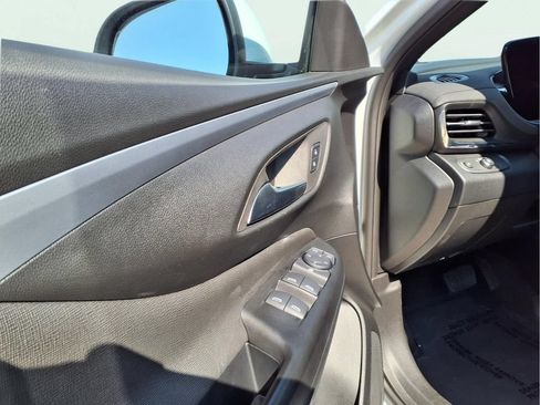 Used 2026 Buick Envista Preferred FWD image 20