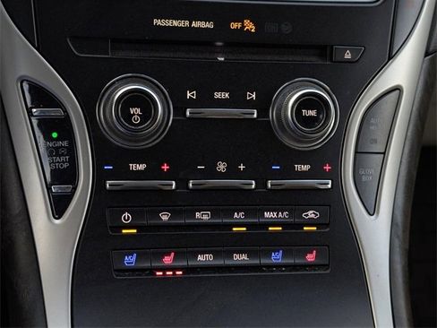 Used 2018 Lincoln MKX Reserve w/ Lincoln MKX Climate Package image 19