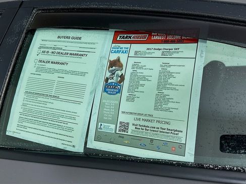 Used 2017 Dodge Charger SXT image 13