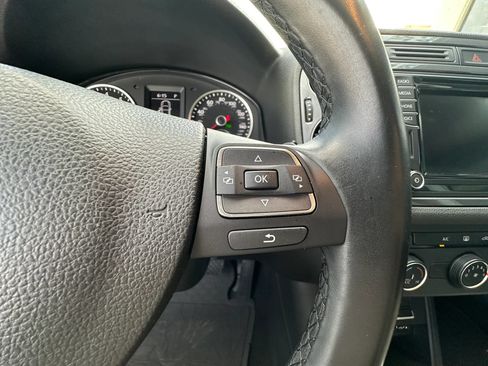 Used 2018 Volkswagen Tiguan Limited w/ Premium Package FWD image 23