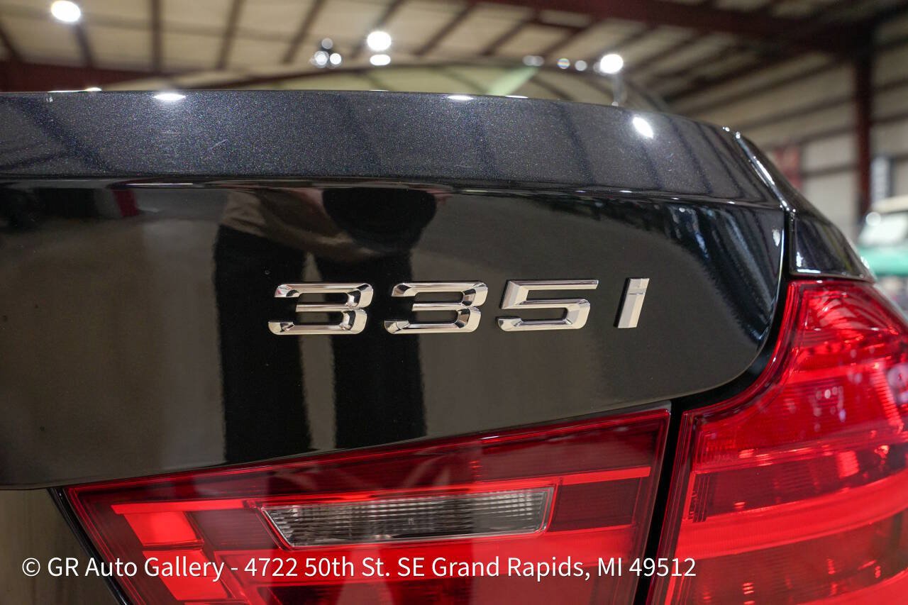 Used 2014 BMW 335i Gran Turismo xDrive AWD/4WD image 25