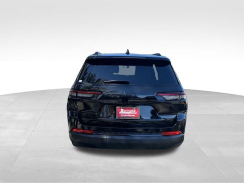 New 2025 Jeep Grand Cherokee L Altitude image 5