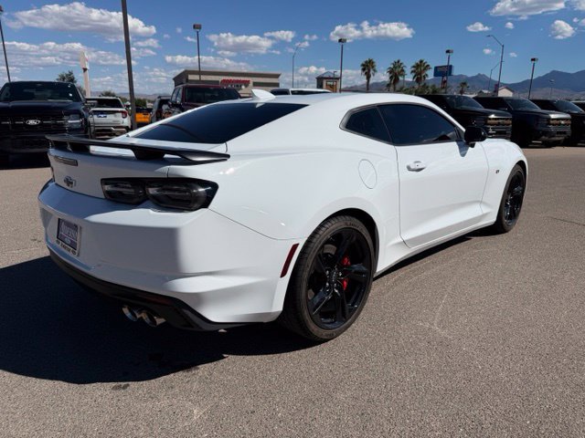 Used 2020 Chevrolet Camaro SS RWD image 5