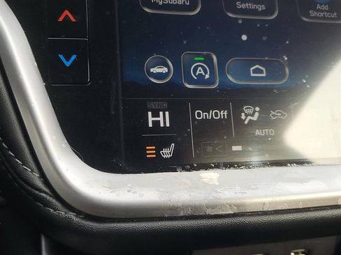 Used 2021 Subaru Outback Premium image 9