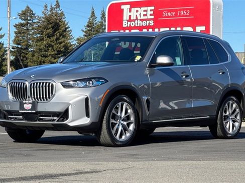 Used 2024 BMW X5 xDrive40i image 11