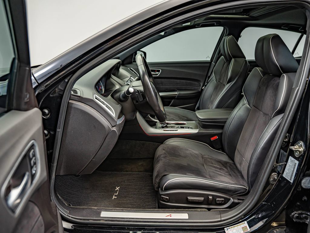 Used 2019 Acura TLX w/ Technology & A-SPEC Package FWD image 29