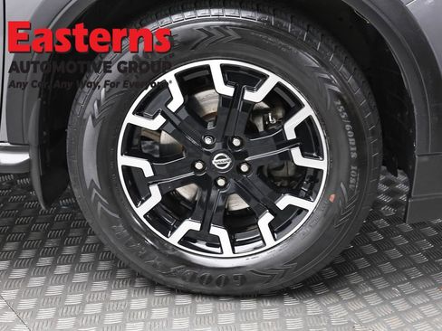 Used 2020 Nissan Pathfinder SL AWD/4WD image 37