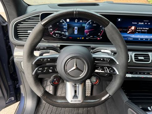Used 2024 Mercedes-Benz GLS 63 AMG 4MATIC image 18