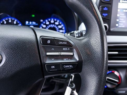 Used 2020 Hyundai Kona SE image 27