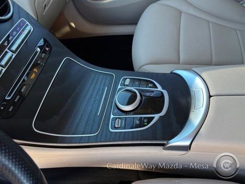Used 2019 Mercedes-Benz GLC 300 image 27