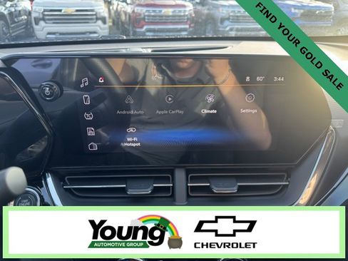 New 2026 Chevrolet Trax RS w/ Sunroof Package image 24