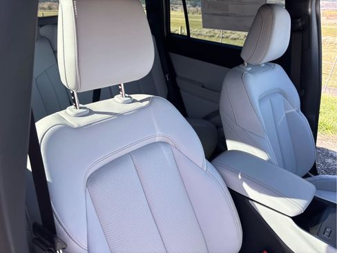 New 2026 Jeep Cherokee Limited AWD/4WD image 44