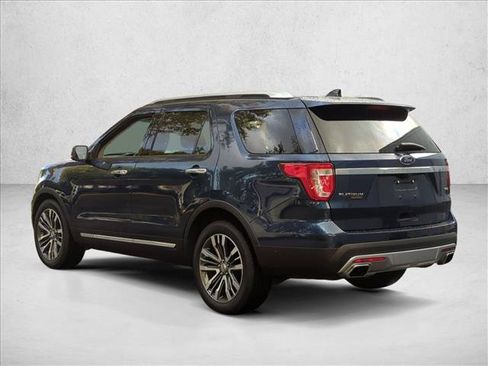 Used 2016 Ford Explorer Platinum AWD/4WD image 7