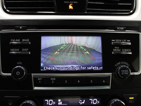 Used 2017 Nissan Altima 2.5 SV image 16