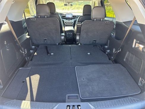 Used 2021 Ford Explorer XLT w/ Equipment Group 202A image 54