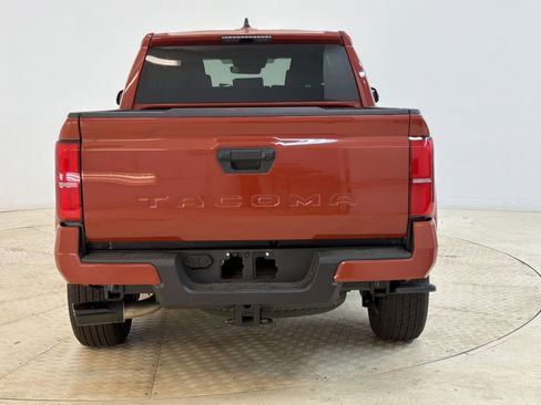 Used 2025 Toyota Tacoma TRD Sport image 10