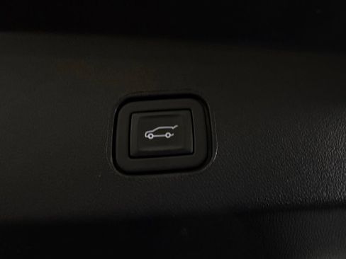 Used 2024 Cadillac Lyriq Luxury RWD image 30