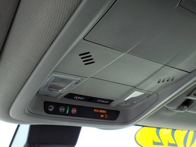 Used 2022 Chevrolet Equinox LT FWD image 19