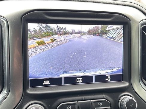 Used 2022 Chevrolet Silverado 1500 LTZ image 29