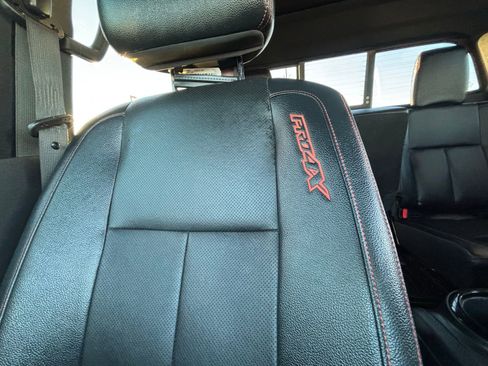 Used 2021 Nissan Titan PRO-4X w/ Pro-4x Convenience Package image 27