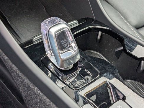 Used 2023 Volvo XC40 B5 Plus w/ Driver Assist Package image 17